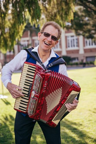 robert grant accordion italian events and birthday parties special occasions